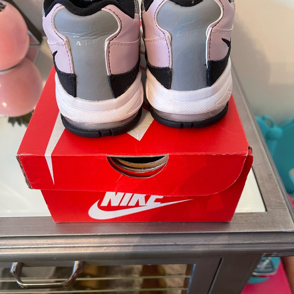 Used airmax - Picture 3 of 4